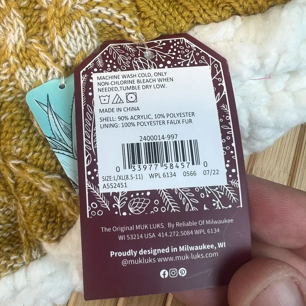NWT Muk Luks Cabin Socks Size 8.5-11 Camel Colored Shea Infused Lined Argyle